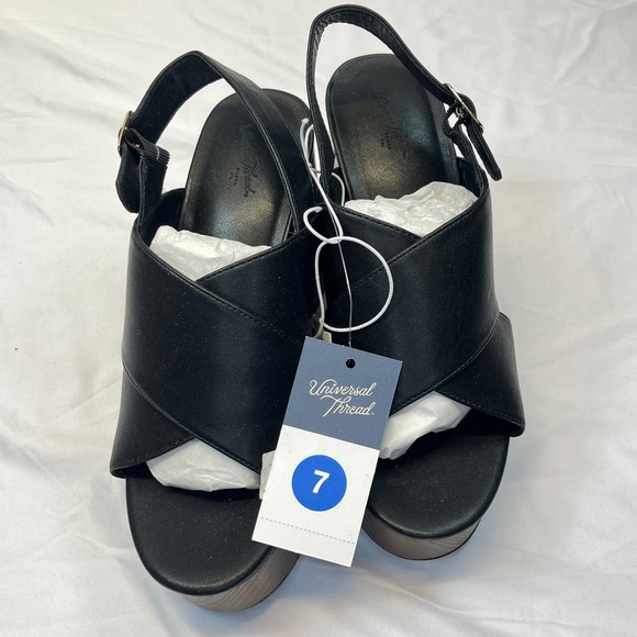 Women's Naomi Wood Wedge Heels with Memory Foam Insole - Universal Thread Size 7 - Picture 1 of 9